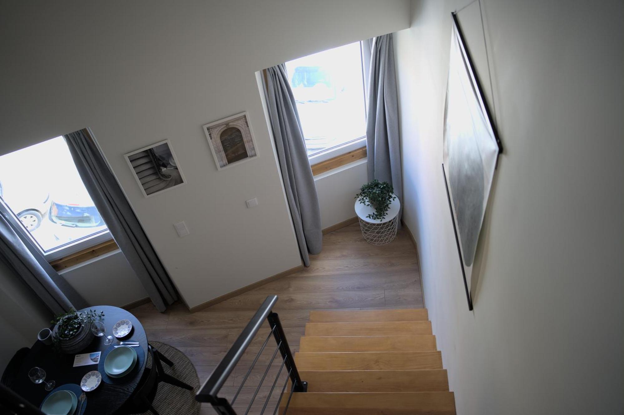 Elegant Flat Shared Outstanding Terrace Lisbon